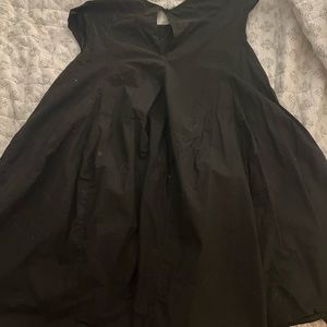 Cute black dress. Little black dress, size small, south Hampton boutique